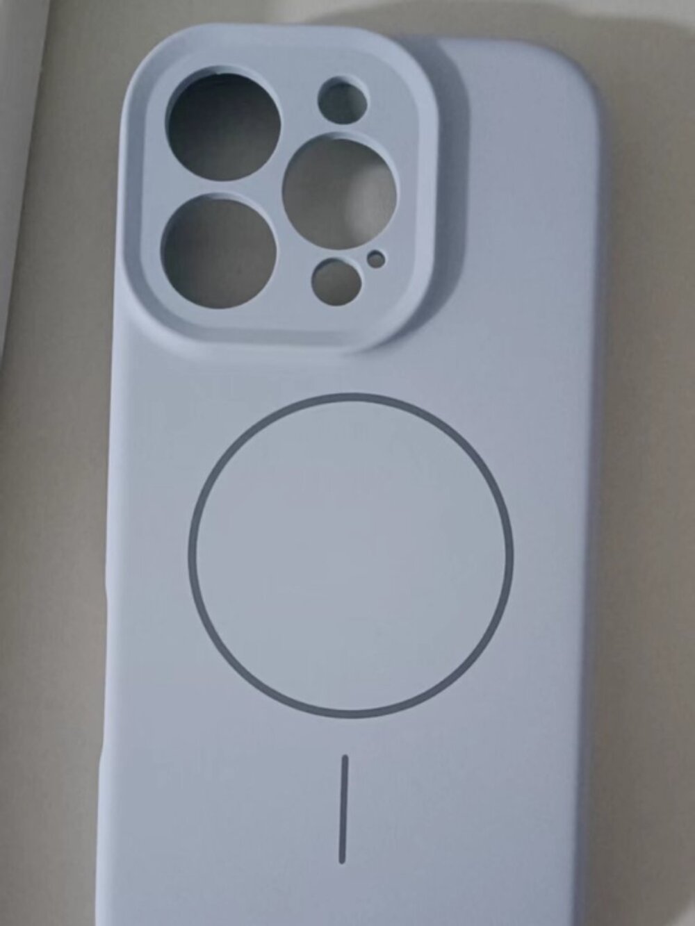 Cream iPhone16 Case